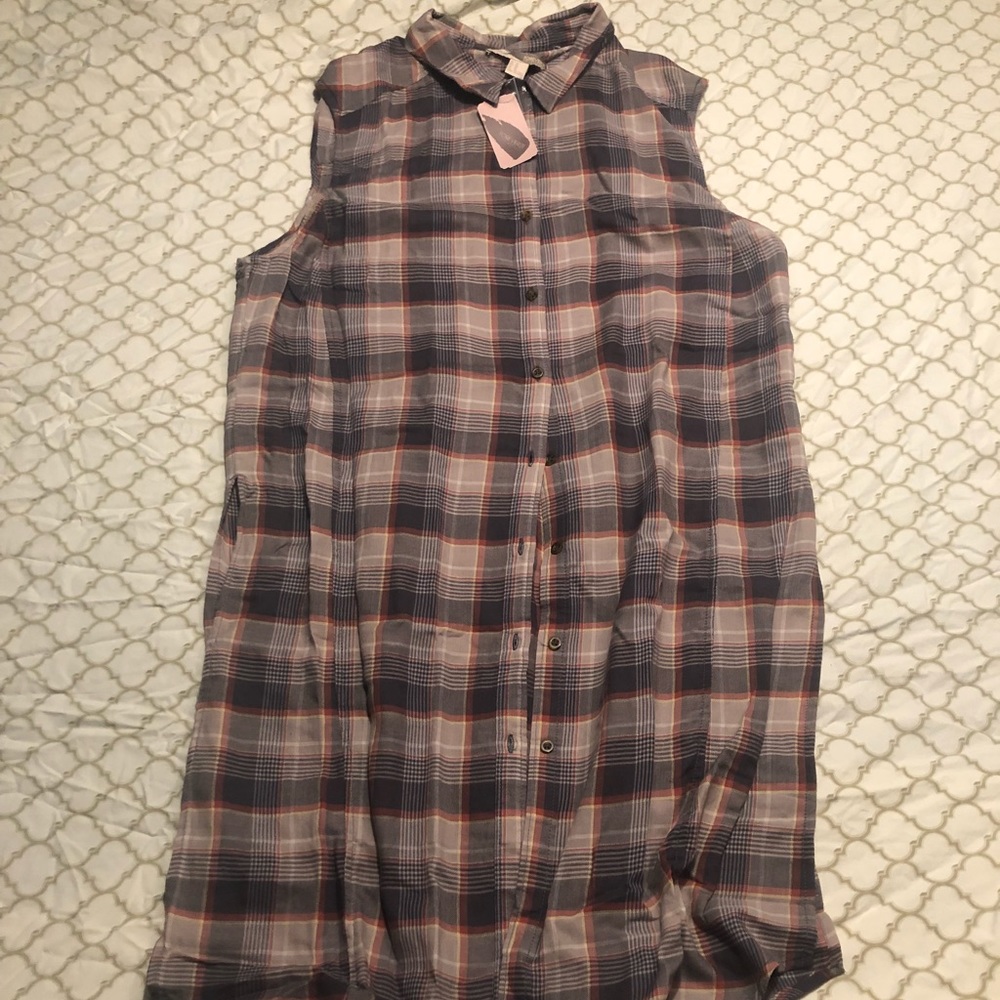 Forever 21 Long Plaid Shirt